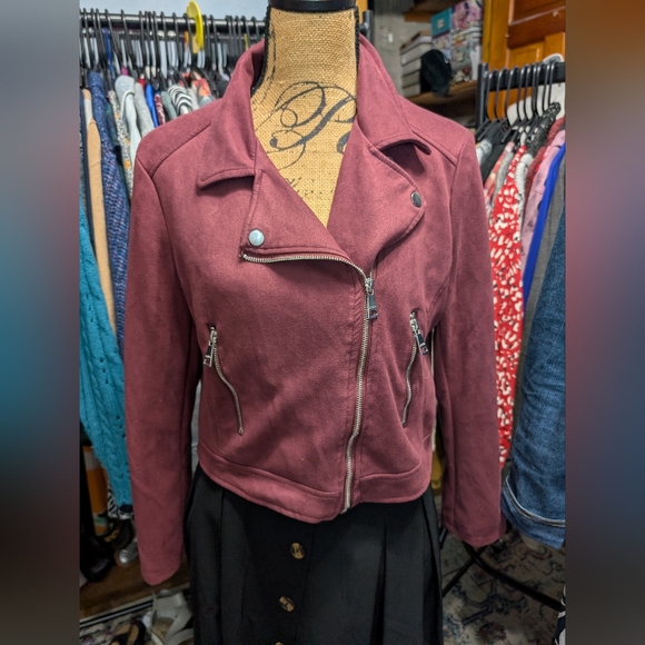 Vigoss Burgundy Faux Suede Moto Jacket - Picture 8 of 8